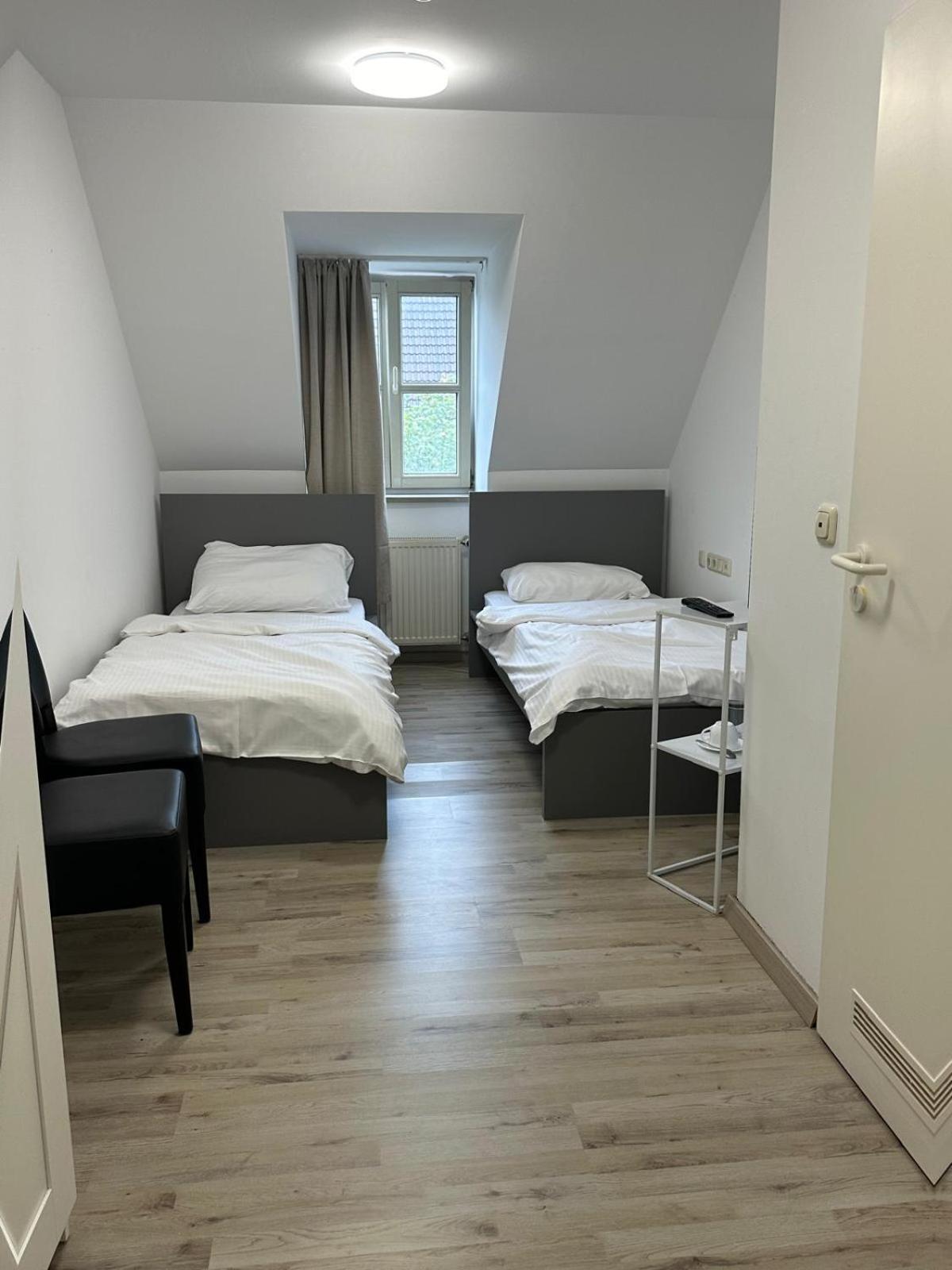 Upper-House Goldener Hirsch Hotel Aystetten Eksteriør billede